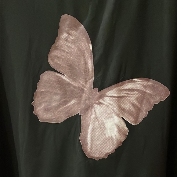 Black Butterfly Print Women's Plus Size 3 X Top pink butterfly 🦋 - Picture 2 of 8